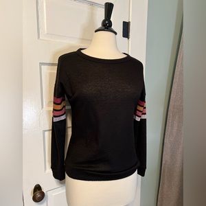 Pink Rose, Black long sleeve Medium, casual